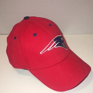 NFL N. E. PATRIOTS STRAP BACK ADJUSTABLE BALL CAP NWOT